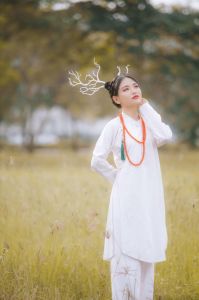 Việt phục nữ 10 ( Trắng tay chẽn ) - VPNu10