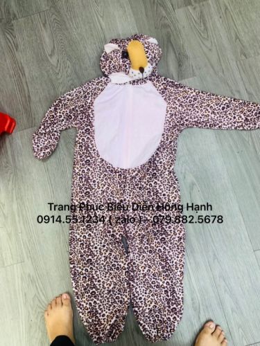 Thuê trang phục con báo