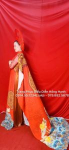 Thuê áo dài trình diễn - ADTD9