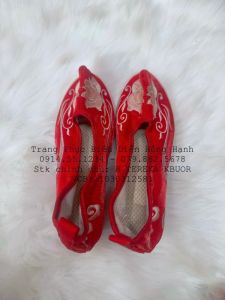 Thuê giày cổ trang PK.0023.40k