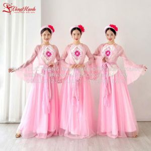 Thuê áo tứ thân