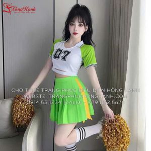 Trang phục cổ động nữ 2