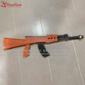 Cho thuê đạo cụ súng gỗ AK tại TPHCM - SAK1